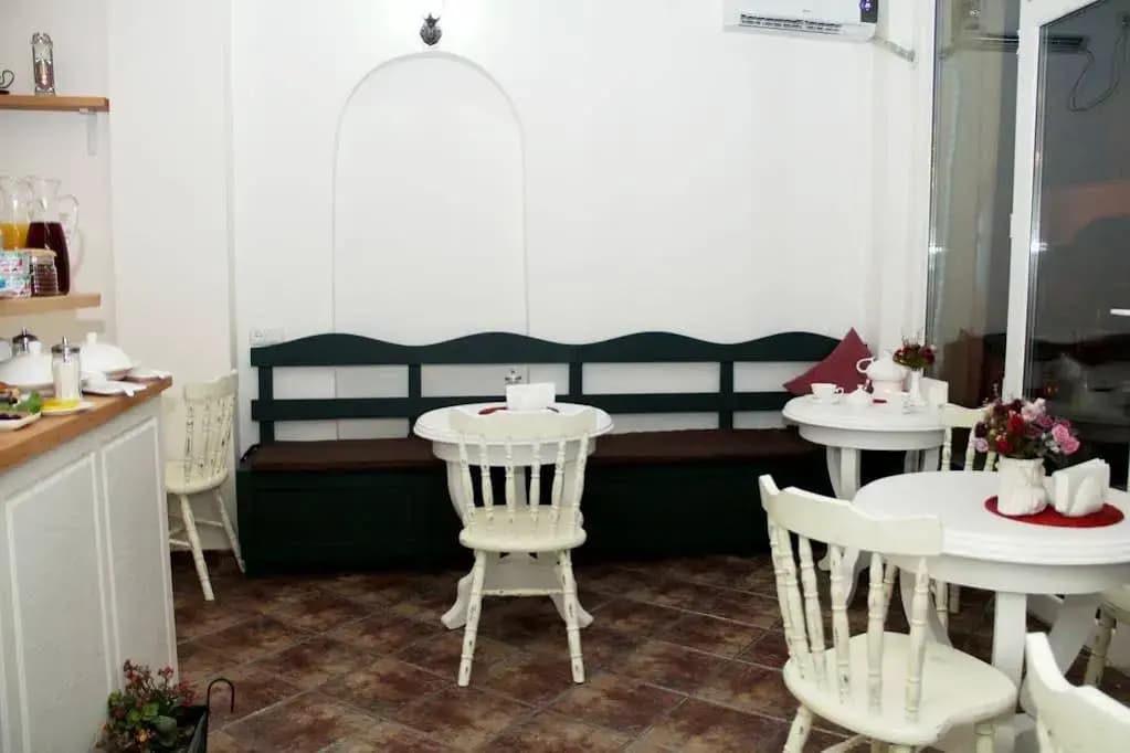 Hotel Delisi - photo 15