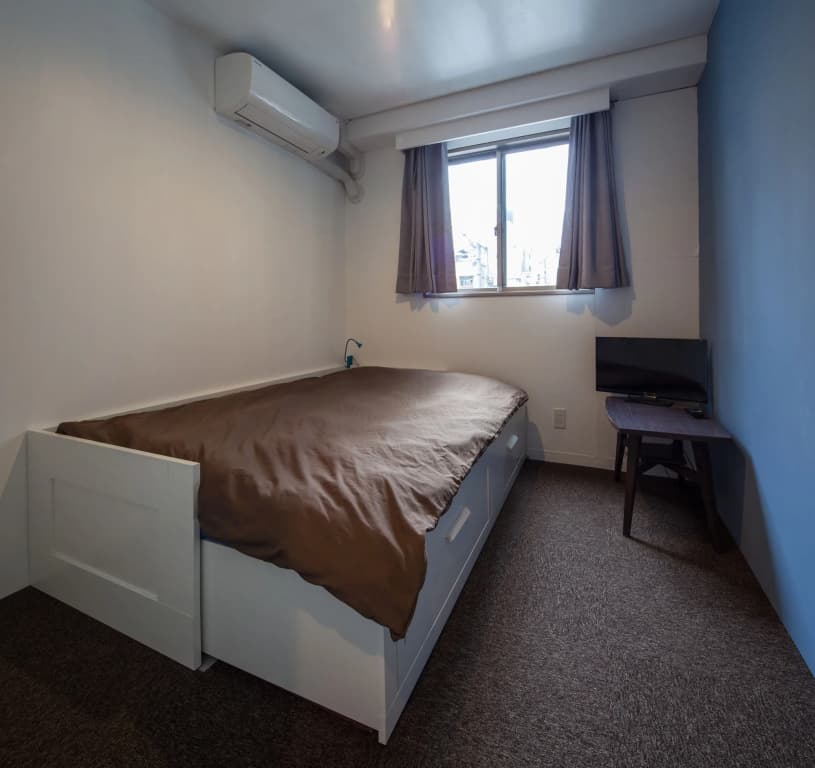 Beehive Hostel Osaka - photo 2