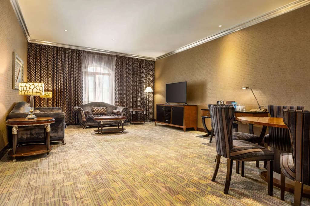Grand Regency Doha, Trademark Collection by Wyndham - photo 27