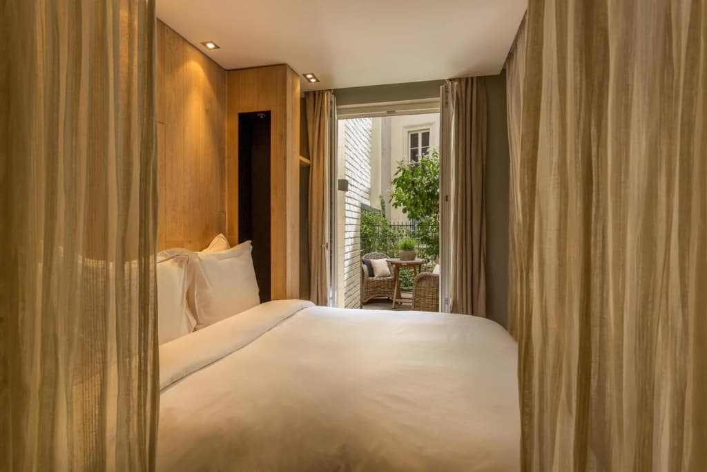 Hidden Hotel - photo 19