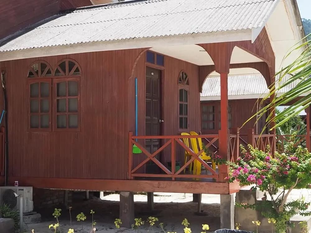 Samudra Beach Chalet - photo 20