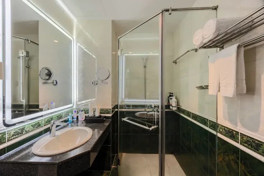 A25 Premium Hotel - 277 Le Thanh Ton - photo 9