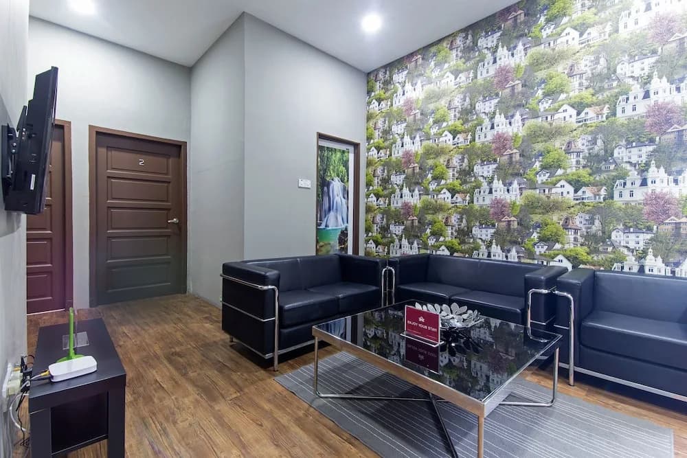 ZEN Rooms Basic Imbi - photo 15