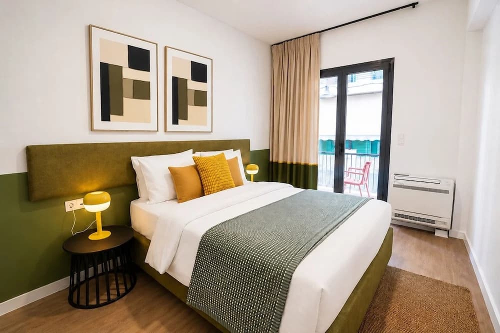 LIV - Upscale Athenian Apartment 1A - photo 5