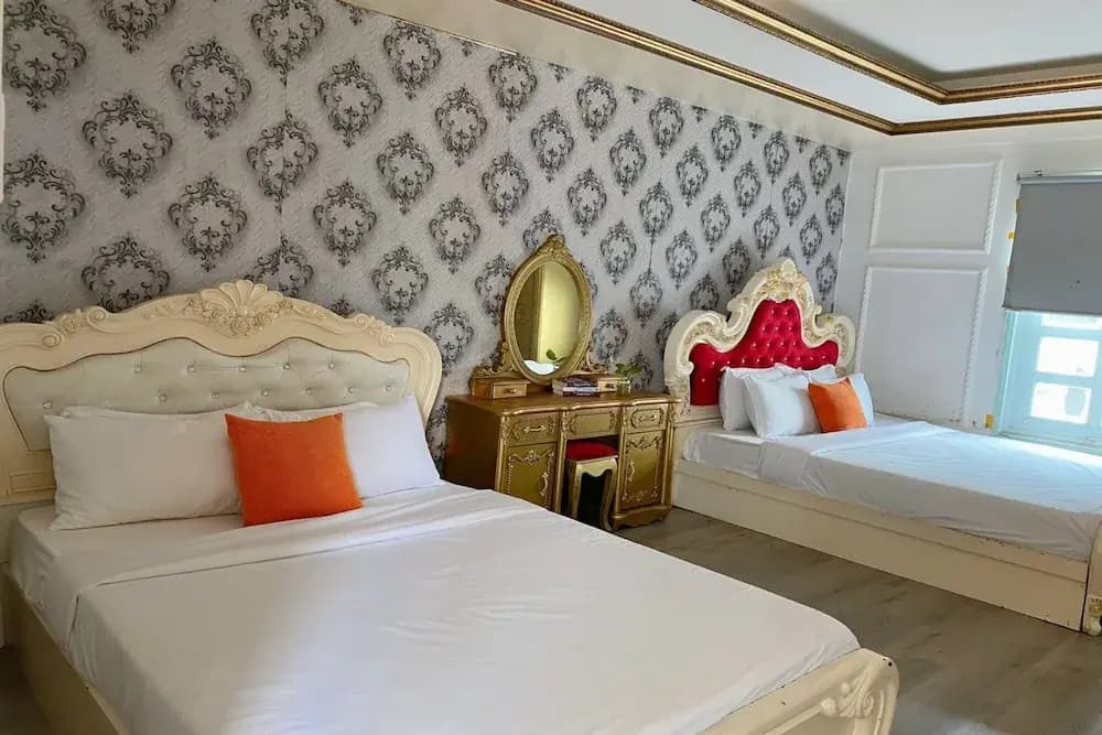 Crowne Bui Vien Hotel - photo 6