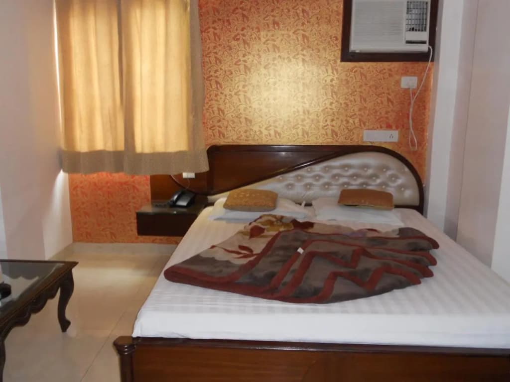 Hotel Amax Inn - photo 24