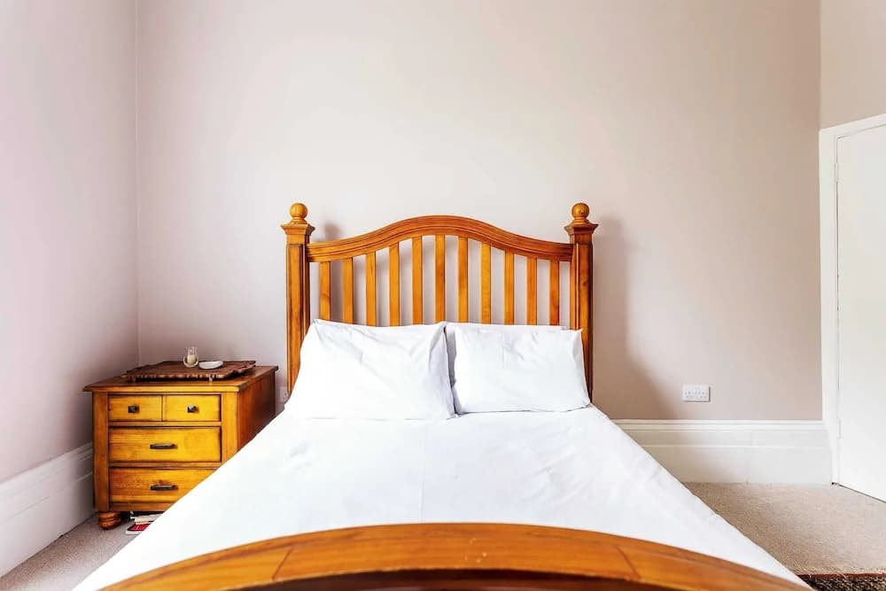Cosy North Kensington Flat - photo 3