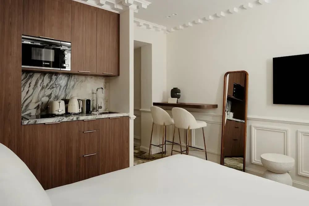 Leon Hotel-pigalle/suite-12 - photo 11