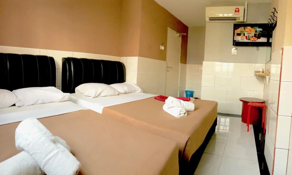 Adamson Park Hotel - photo 6