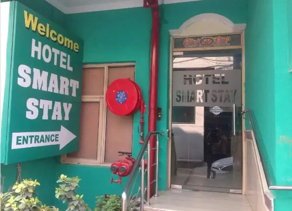 Hotel Smart Stay - photo 1