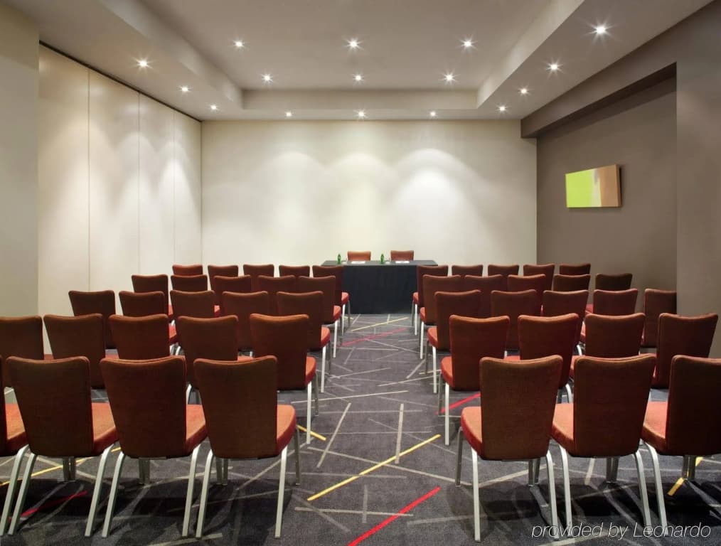 Flagstaff Gardens Hotel Melbourne - photo 20