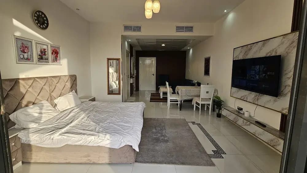 Dubai's Hidden Gem, Villa With Private Pool - photo 2