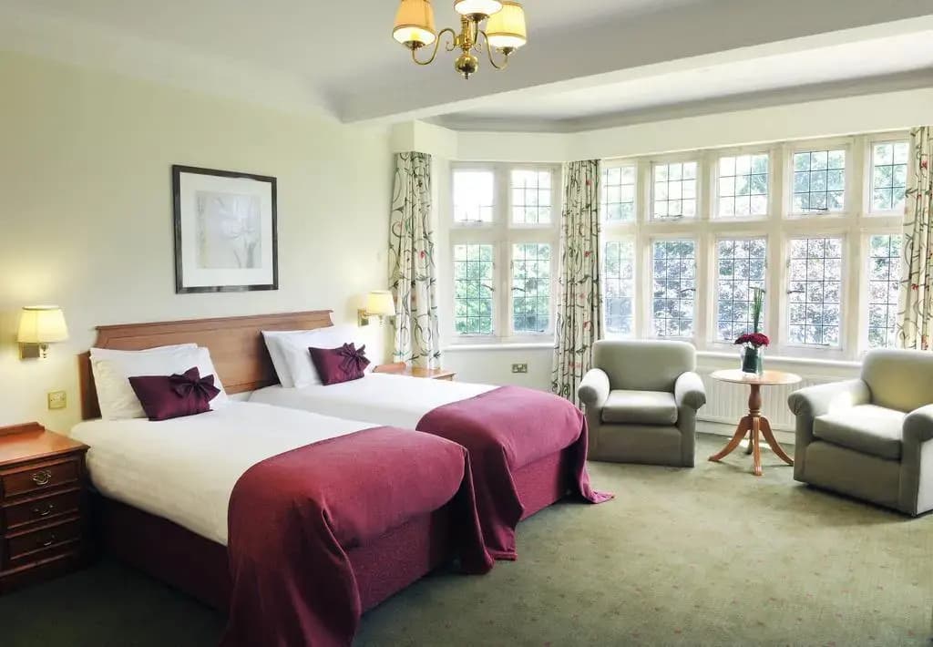 De Vere Selsdon Estate - photo 6