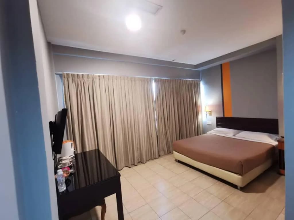 One World Lodging - photo 5