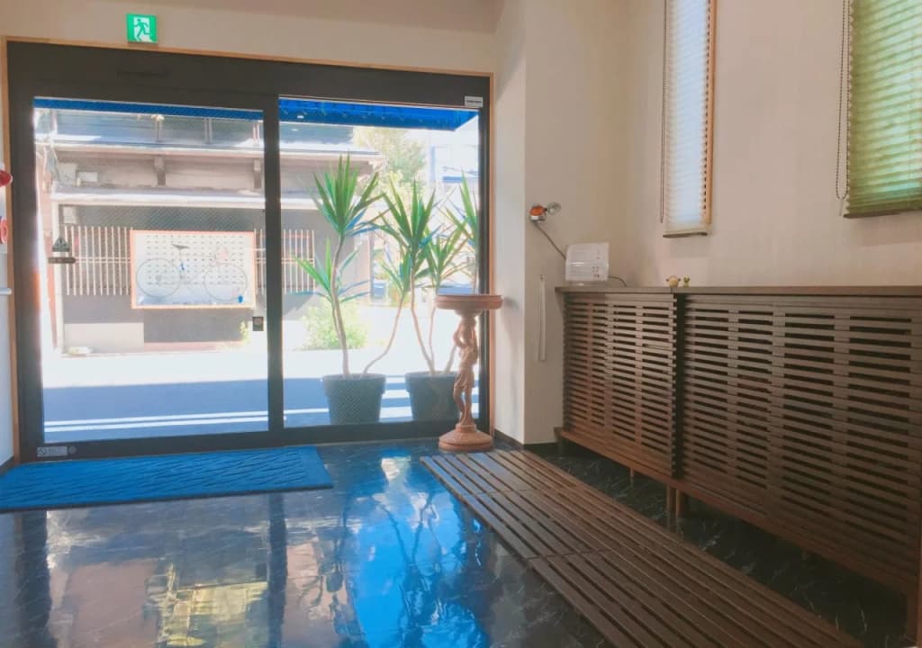 Guesthouse Gloire - Hostel - photo 13