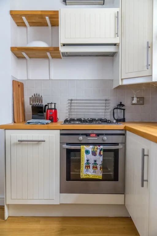JOIVY Chic & Modern 2-Bed Flat W/ Patio In Pimlico - photo 13