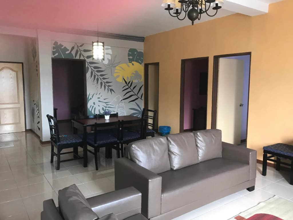 Misty Highlands Apartment @ Crown Imperial Court - photo 2