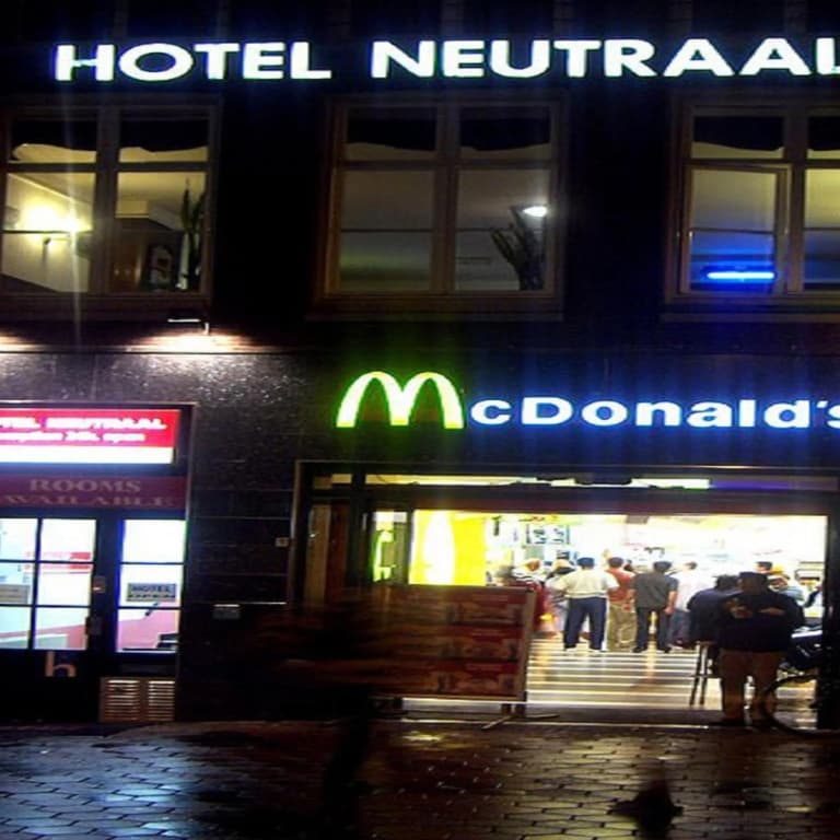 Hotel Neutraal - photo 18