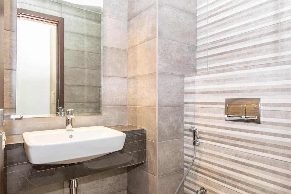 Bloomfields 1Br Azure Stay Ajwan - photo 5