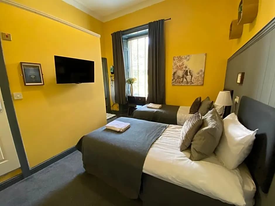 The Residence - 47 Minto St - photo 20