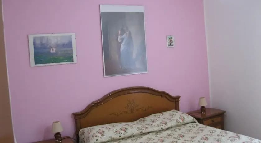 Art and Antiquity - photo 5