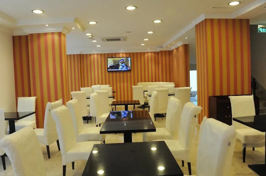 Pioneer Hotel Apartments Muscat - photo 18