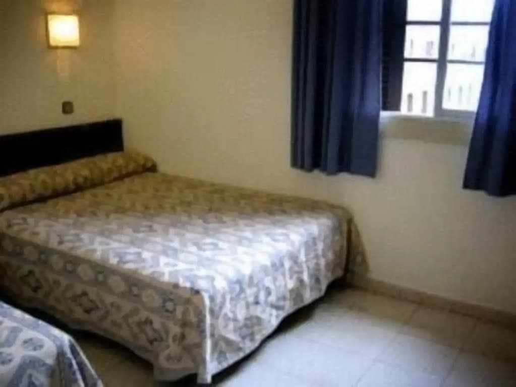 Hotel Roma Reial - photo 23