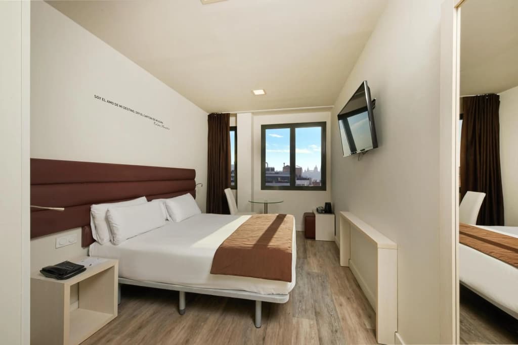 1881 Barcelona Gran Rosellon Hotel - photo 7