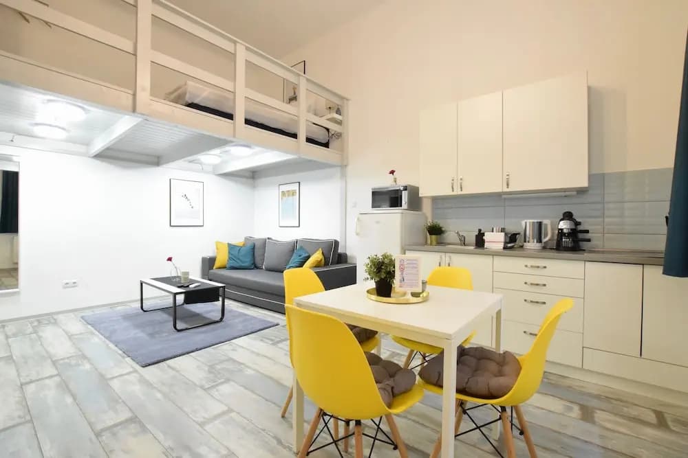 Standard Apartment by Hi5 - Akácfa 59 - photo 12