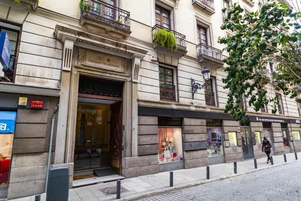 PYR Select Puerta del Sol VI - photo 1