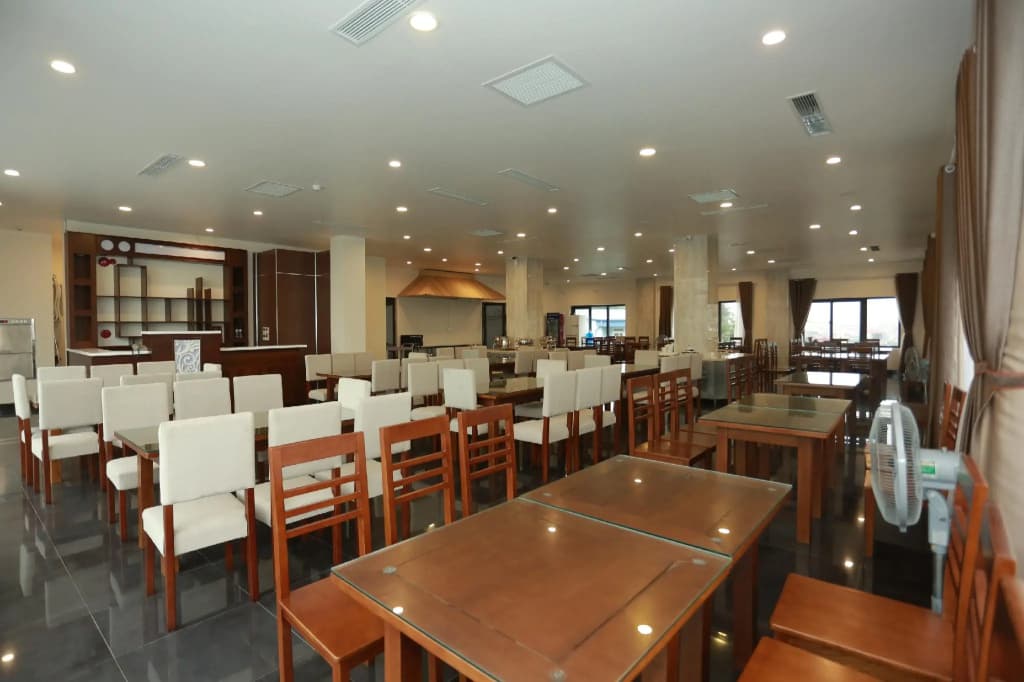 Dayth Hotel - photo 13
