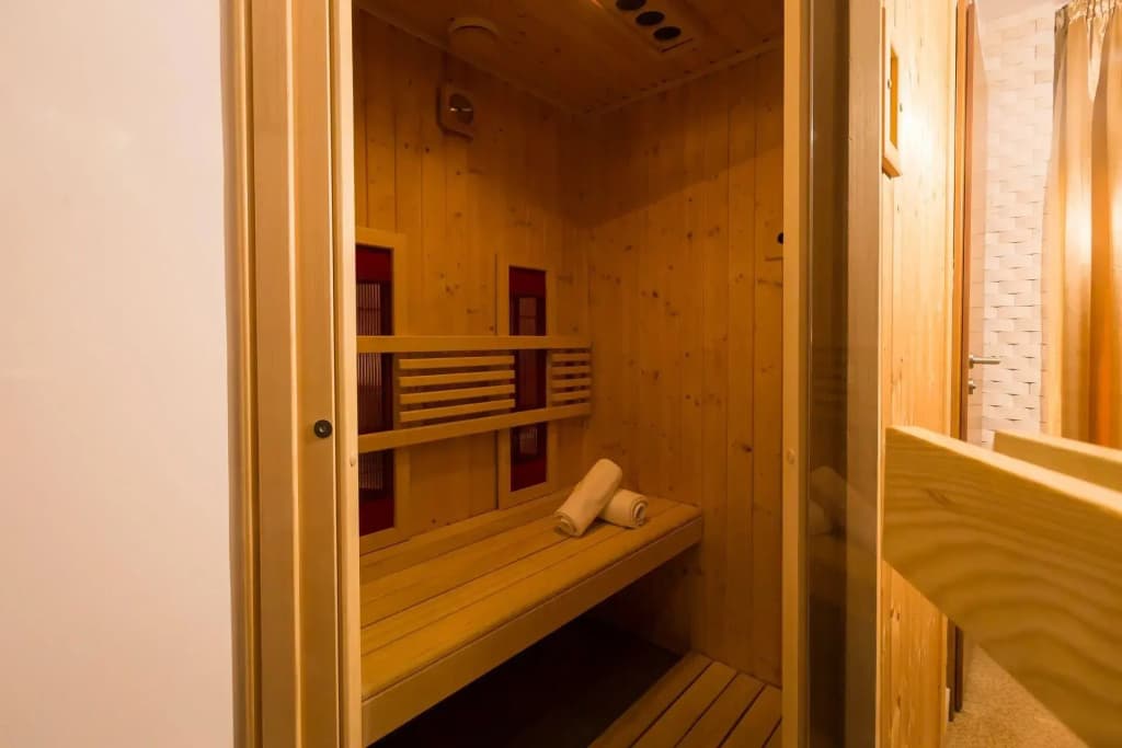 Duna Garden Hotel - photo 16