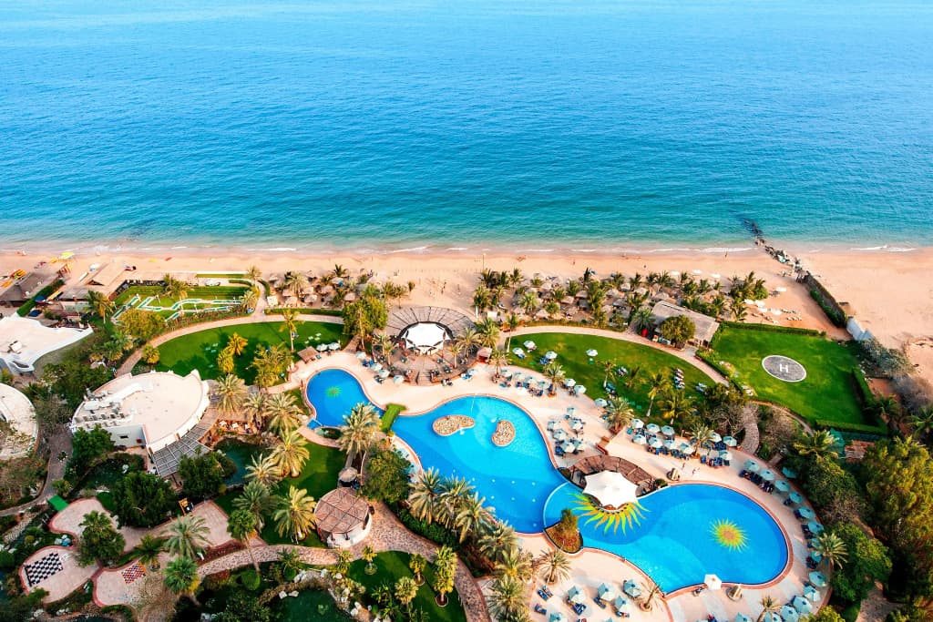 Le Meridien Al Aqah Beach Resort - photo 17