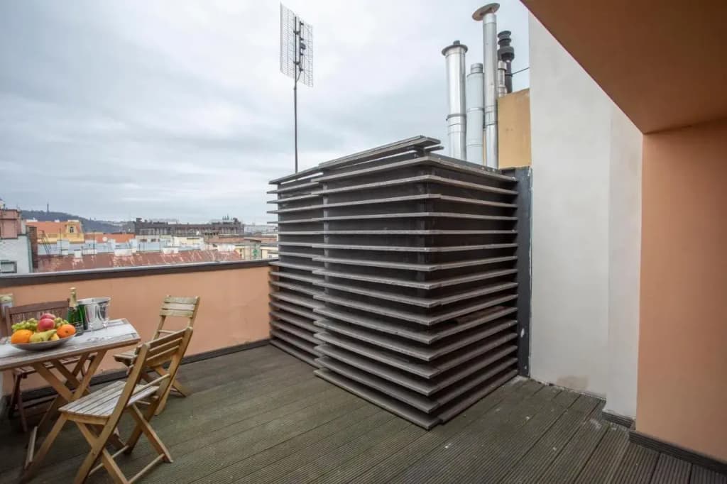 Comfort Central Apartment, 4Bdrm, 2Bthrm - photo 21