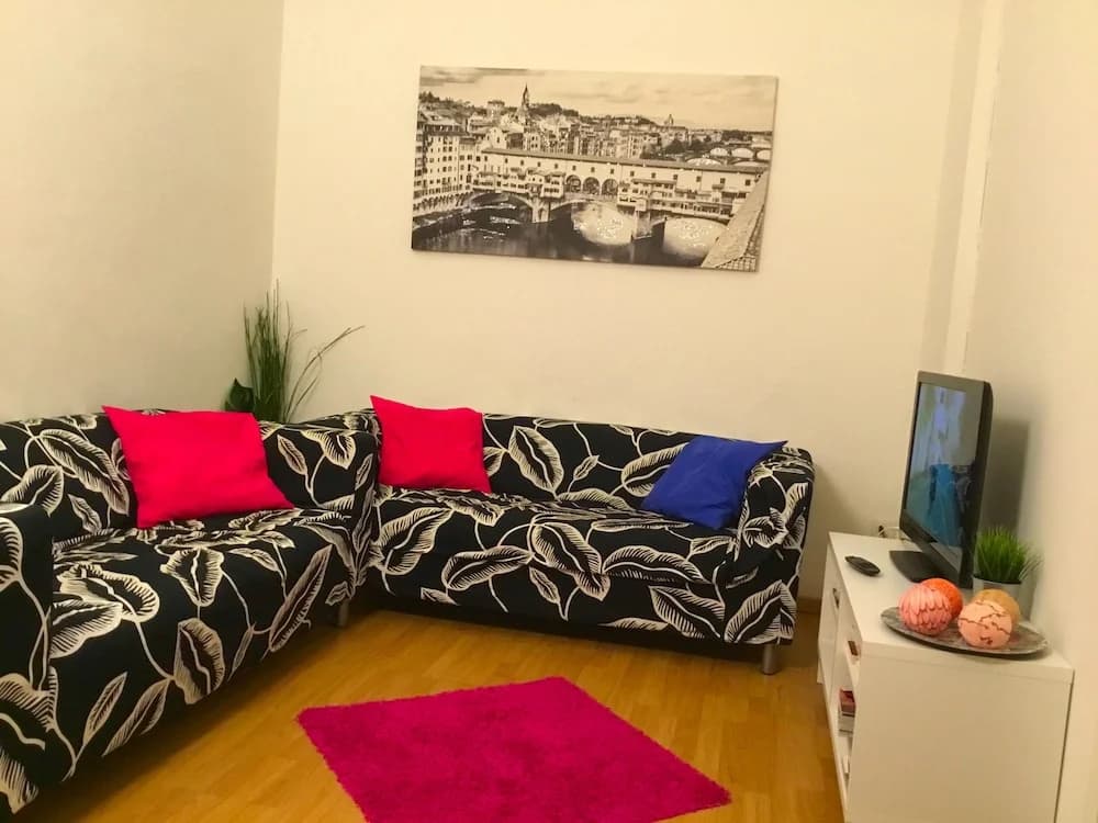 San Firenze Apartment - photo 6