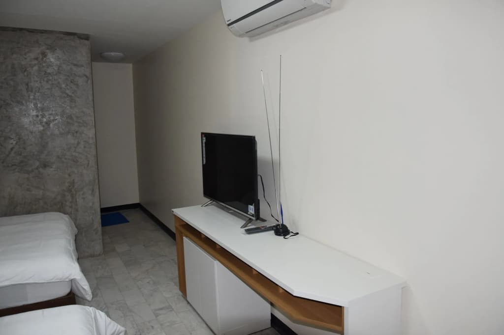 Like Home - Hostel - photo 2