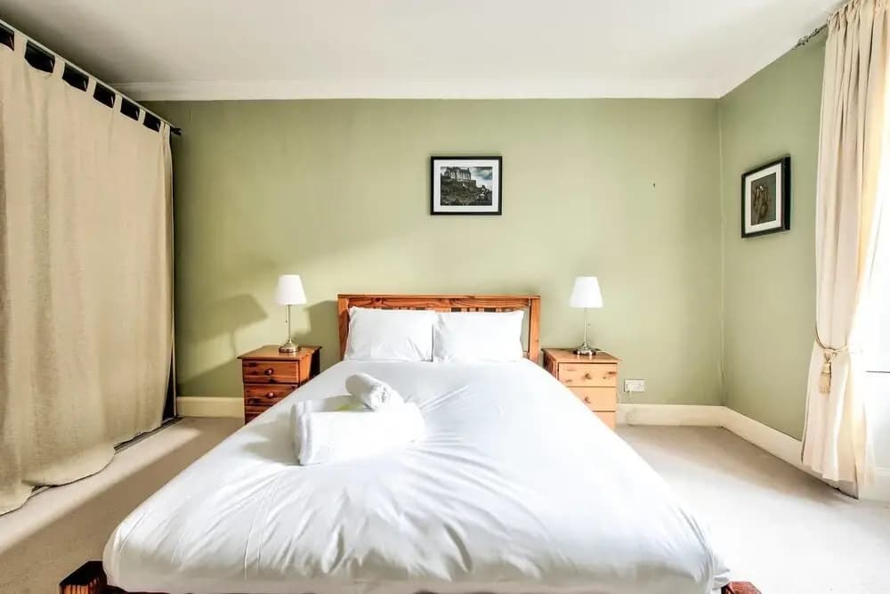 Perfect Location! - Charming Rose St Apart for 4 - photo 6