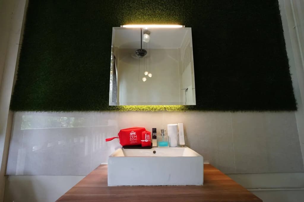 ZEN Rooms Changi Village - photo 13