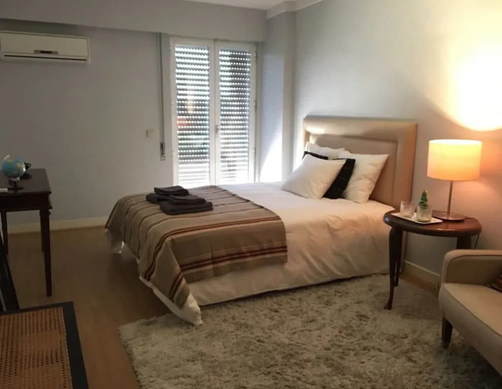 Lisbon Luxe Spacious Flat - photo 2