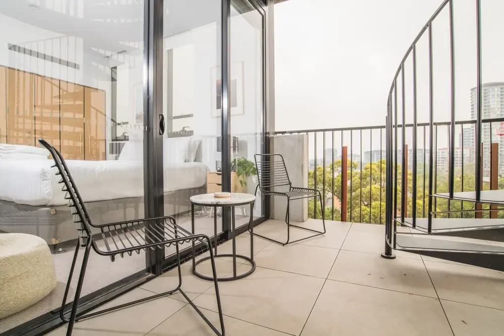 Inner City Penthouse With Private Rooftop - photo 6