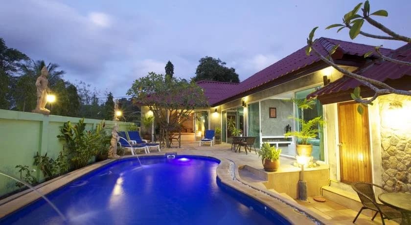 Sunshine Villa and Guest House - photo 10