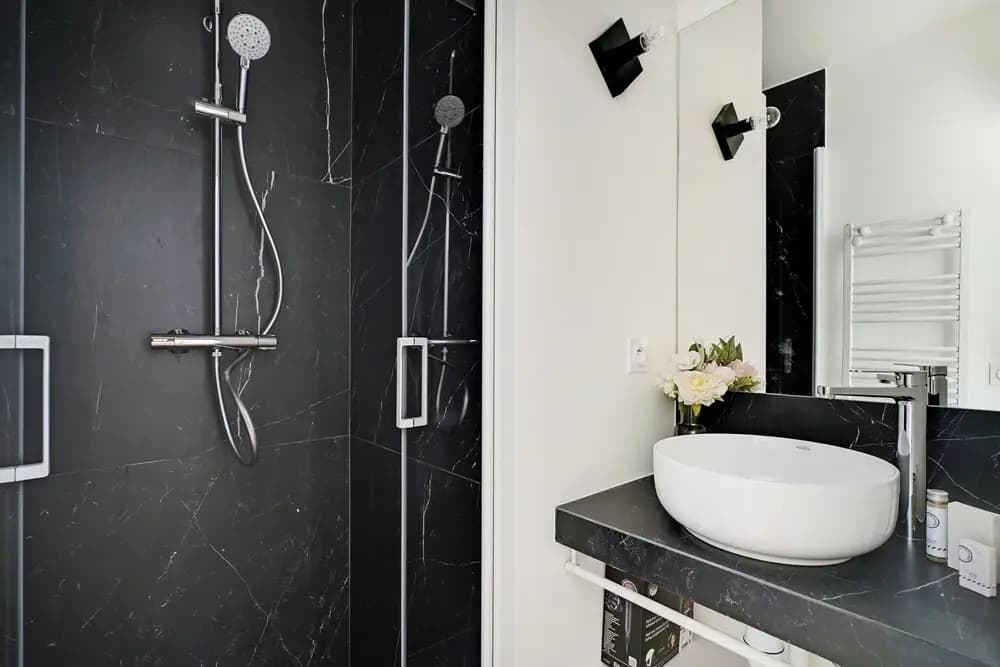Chic Apartment - 2br/6p - Saint-ambroise - photo 8