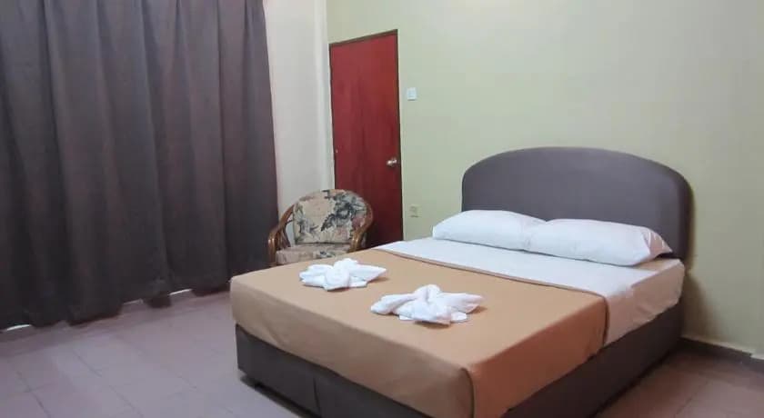 Parit Buntar Inn - photo 4