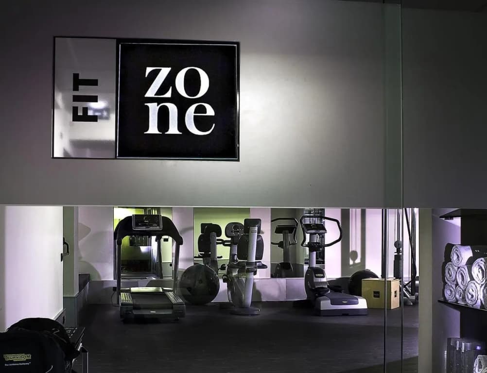 Hotel Zone - photo 17