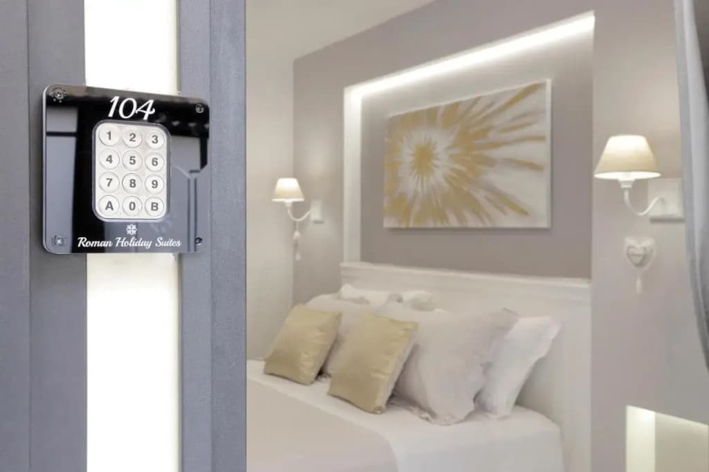 Roman Holiday Apartment - photo 4