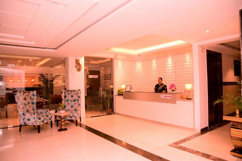 De Pavilion Hotel - photo 7
