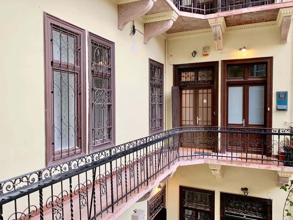 Budget Apartment by Hi5 - Palace Quarter - main photo