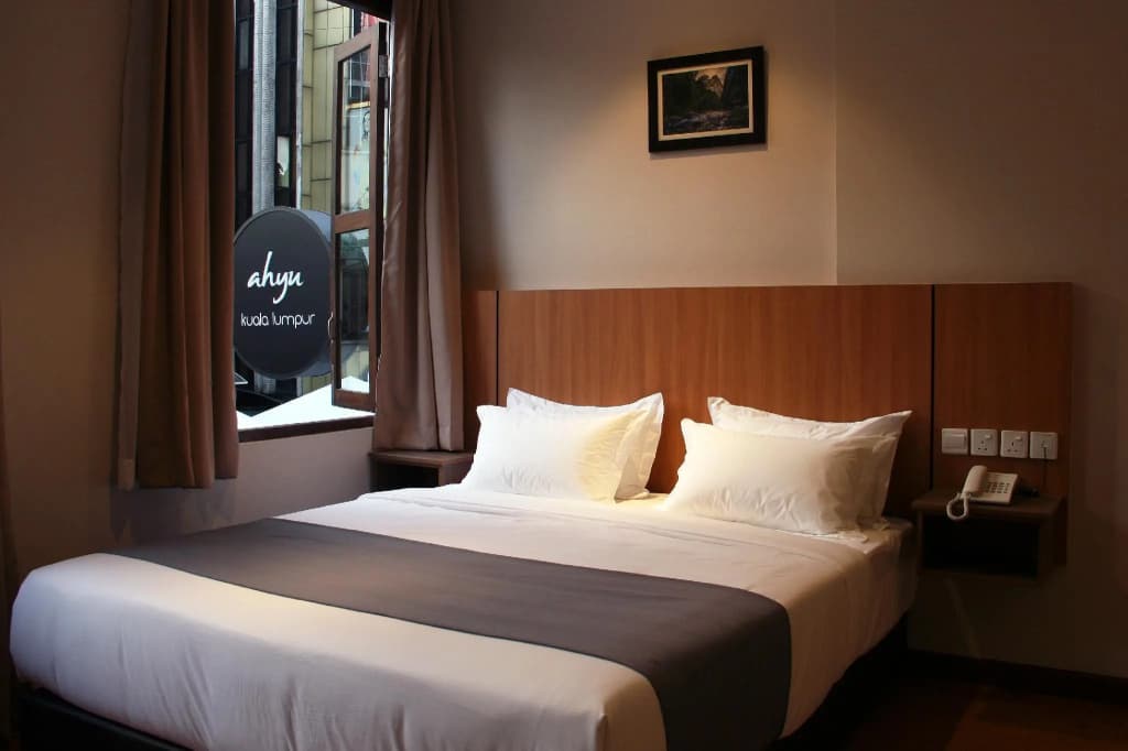 Ahyu Hotel - photo 6