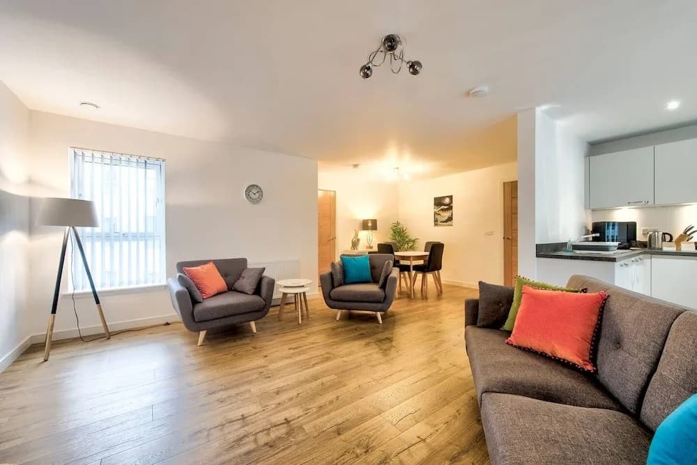 Stylish 2 Bed Apartment, With Easy Access To The City Centre - photo 11