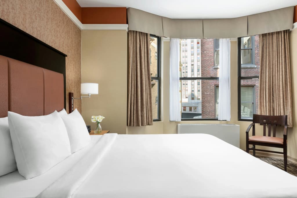 The Hotel @ Fifth Avenue - photo 20